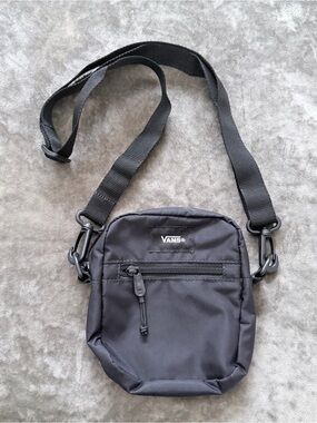Vans Black Small Messenger Crossbody Bag
